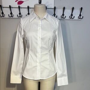 White Fitted Button Down Shirt with Dress Collar